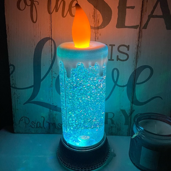 NWT 12” Swirling Glitter Color Changing Flickering Candle Globe - Picture 6 of 8